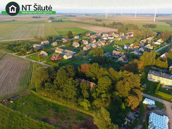 Parduodamas žemės sklypas su statiniais Kanteriškių K. Leitės g. 