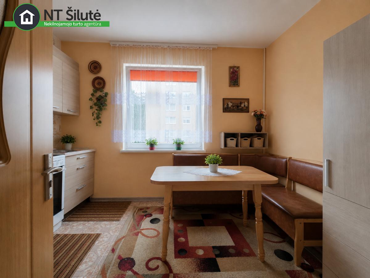 PARDUODAMAS 2 KAMBARIŲ BUTAS SU MAŽUOJU HOLU MELIORATORIŲ AL.2 (10)