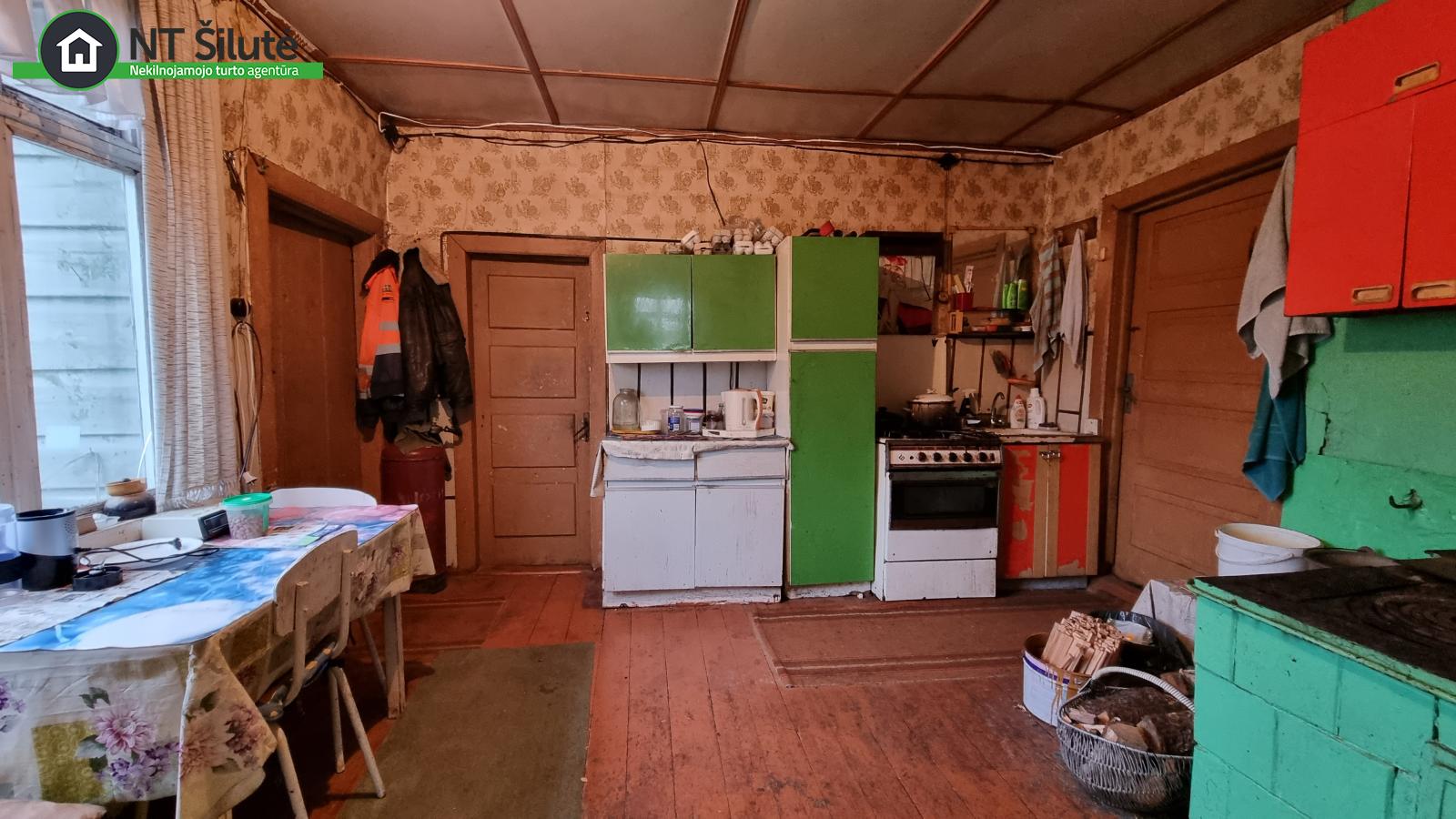 PARDUODAMAS GYVENAMAS NAMAS SU 0.2495 HA. ŽEMĖS SKLYPU (8)
