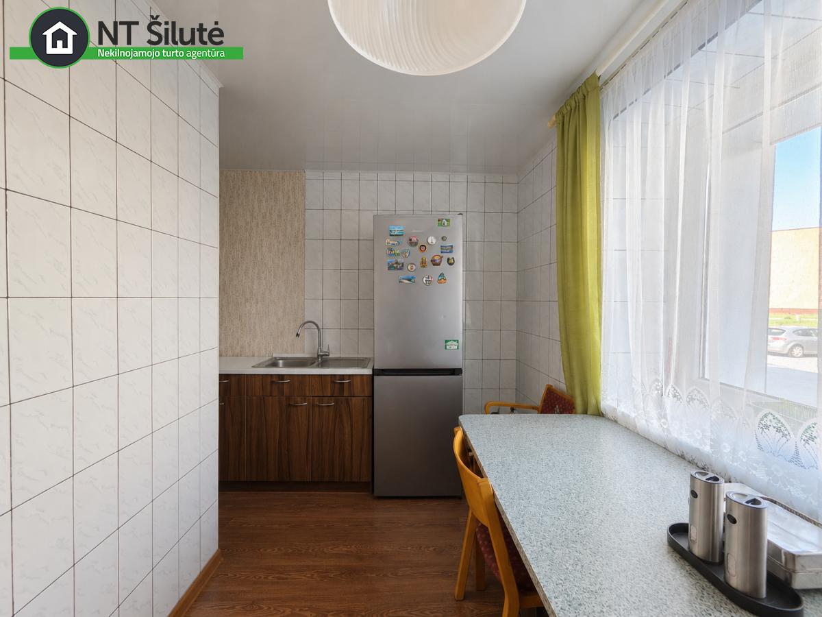 PARDUODAMAS 2 KAMBARIŲ BUTAS ŠILUTĖS MIESTO CENTRE, LAISVĖS AL. 7 (7)