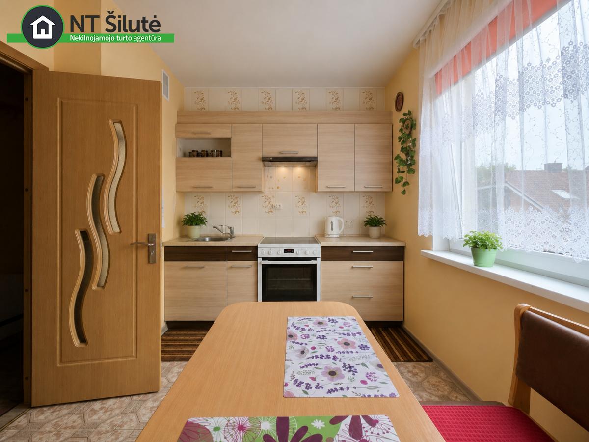 PARDUODAMAS 2 KAMBARIŲ BUTAS SU MAŽUOJU HOLU MELIORATORIŲ AL.2 (7)