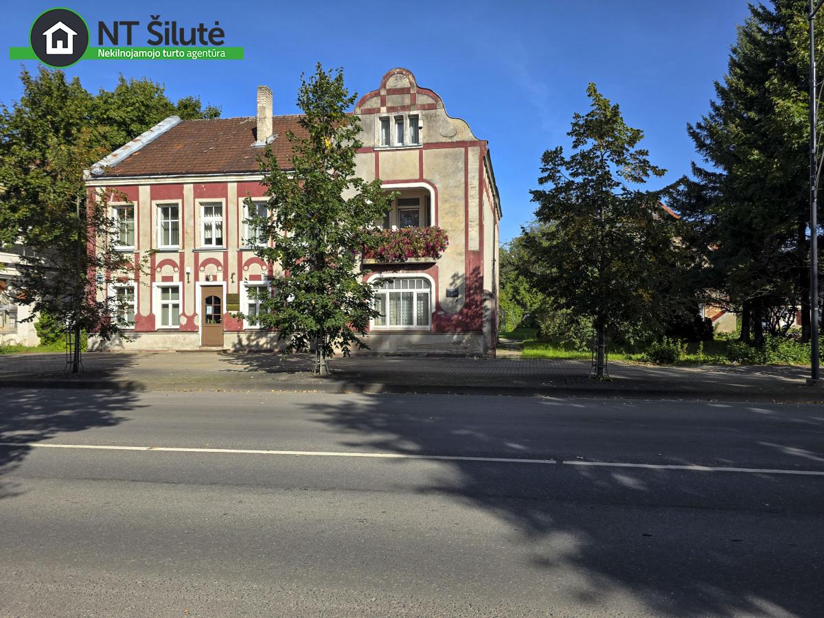 PARDUODAMAS 2 KAMBARIŲ BUTAS PIRMAME AUKŠTE LIETUVININKŲ G. 25 (1)