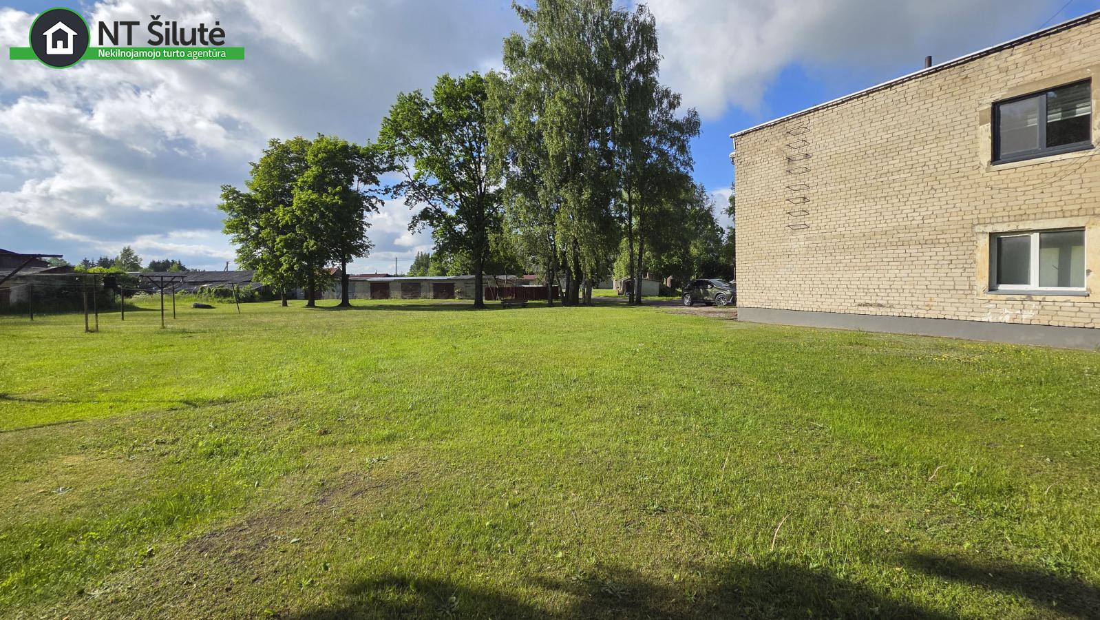 PARDUODAMAS 2 KAMBARIŲ BUTAS ANTRAME AUKŠTE (26)