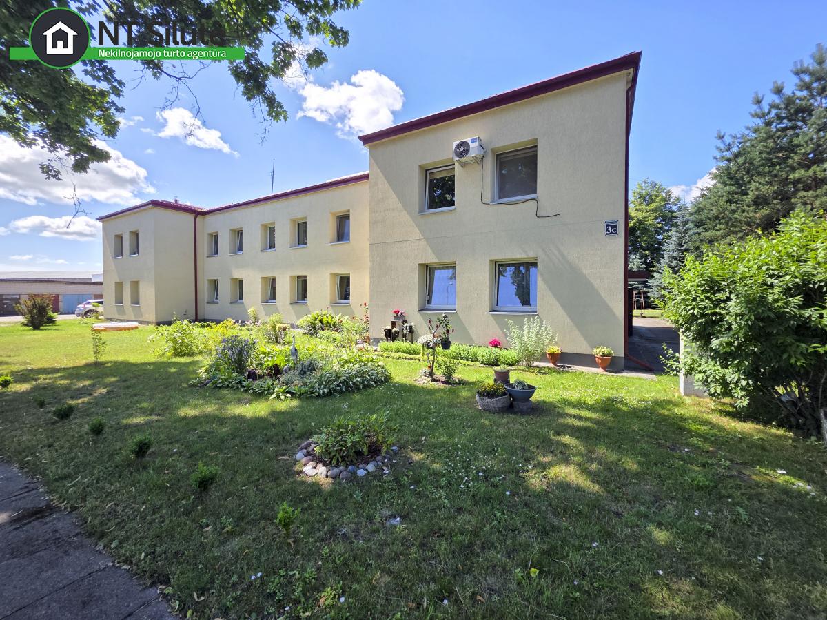 PARDUODAMAS 3 KAMBARIŲ BUTAS PIRMAME AUKŠTE (23)