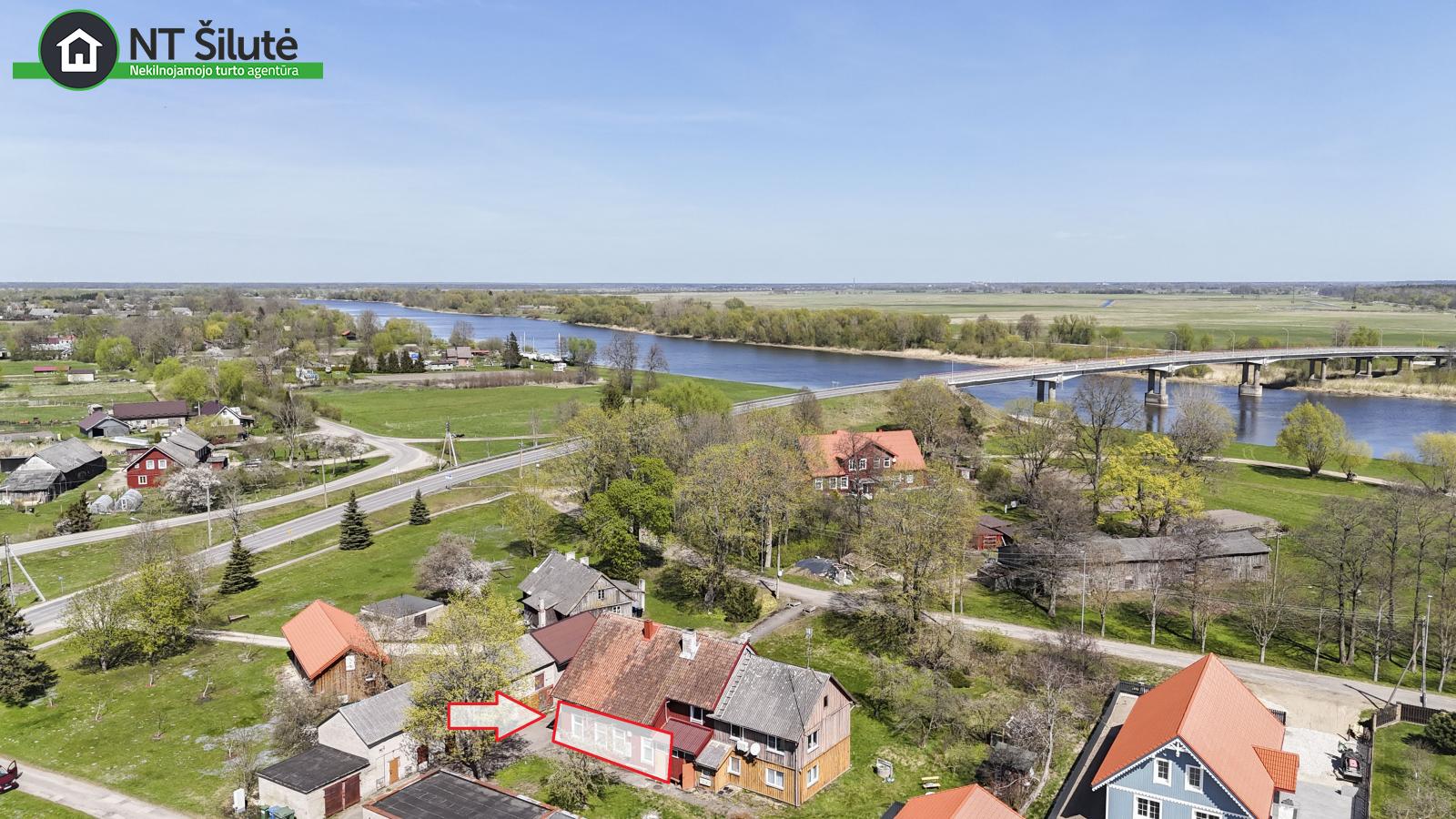 PARDUODAMAS 3 KAMBARIŲ BUTAS PIRMAME AUKŠTE RUSNĖJE, NEMUNO G. 13 (19)