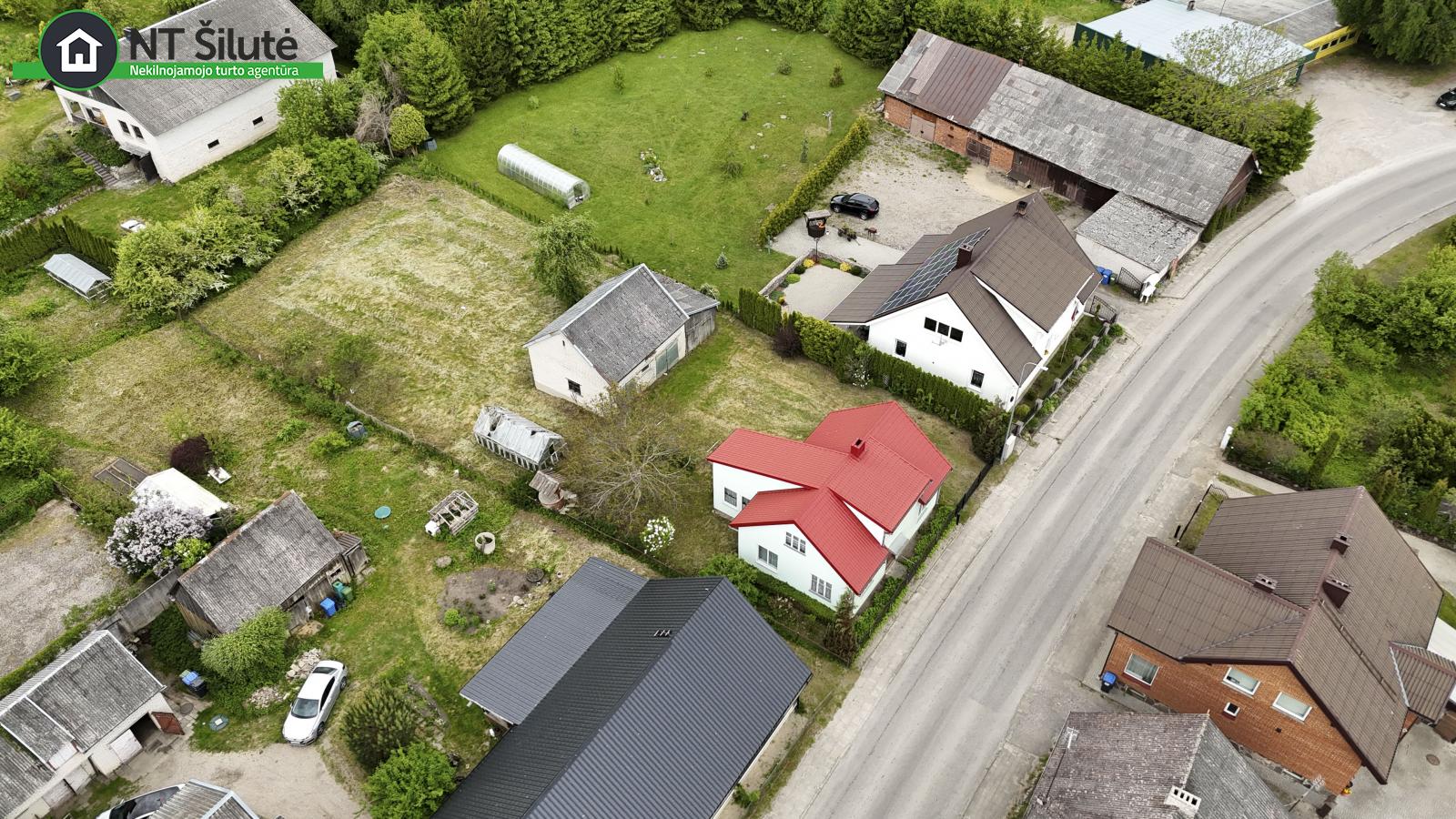 PARDUODAMAS GYVENAMASIS NAMAS ŽEMAIČIŲ NAUMIESTYJE, LAISVĖS G. 15 (19)