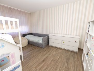 PARDUODAMAS 3 KAMBARIŲ BUTAS CINTJONIŠKIŲ G.16