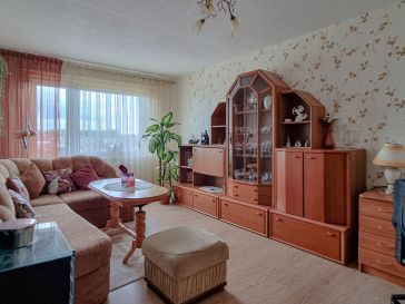 PARDUODAMAS 3 KAMBARIŲ BUTAS  KNYGNEŠIŲ G. 17