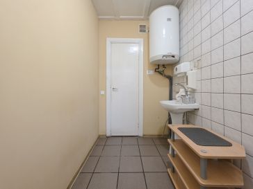 PARDUODAMOS KOMERCINĖS PATALPOS DIRVŲ G. 11, ŠILUTĖJE