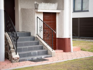 PARDUODAMAS GYVENAMASIS NAMAS ŠILUTĖJE, NIDOS G.