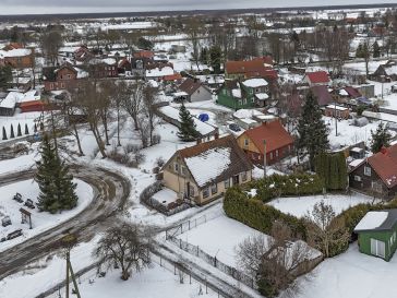 PARDUODAMAS 2 KAMBARIŲ BUTAS ANTRAME AUKŠTE RUSNĖJE, TAIKOS G. 7A