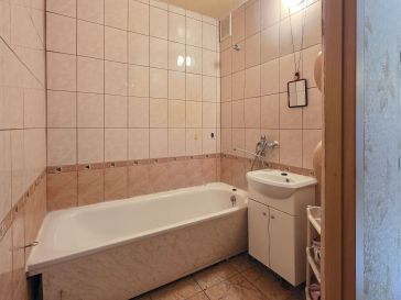 PARDUODAMAS 1 KAMBARIO SU MAŽUOJU HOLU BUTAS ŽALGIRIO G. 11