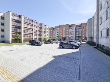 PARDUODAMAS 2 KAMBARIŲ BUTAS KNYGNEŠIŲ G. 3