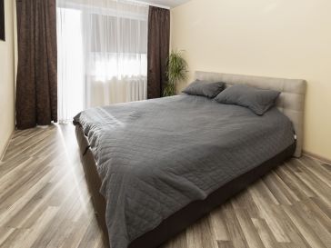 PARDUODAMAS 3 KAMBARIŲ BUTAS CINTJONIŠKIŲ G.16