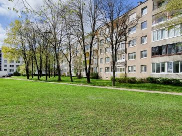 PARDUODAMAS 2 KAMBARIŲ BUTAS 1 AUKŠTE CINTJONIŠKIŲ G.16