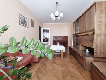 PARDUODAMAS 3 KAMBARIŲ BUTAS MELIORATORIŲ AL. 149