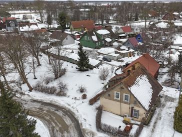 PARDUODAMAS 2 KAMBARIŲ BUTAS ANTRAME AUKŠTE RUSNĖJE, TAIKOS G. 7A