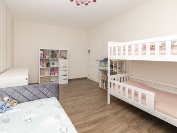 PARDUODAMAS 3 KAMBARIŲ BUTAS CINTJONIŠKIŲ G.16