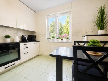 PARDUODAMAS 3 KAMBARIŲ BUTAS KĘSTUČIO G. 10, ŠILUTĖ