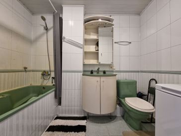 PARDUODAMAS 2 KAMBARIŲ BUTAS ANTRAME AUKŠTE SODŲ G. 17