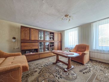 PARDUODAMAS 2 KAMBARIŲ BUTAS ANTRAME AUKŠTE RUSNĖJE, TAIKOS G. 7A