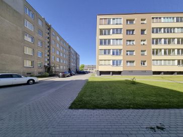 PARDUODAMAS 3 KAMBARIŲ BUTAS MELIORATORIŲ AL. 1