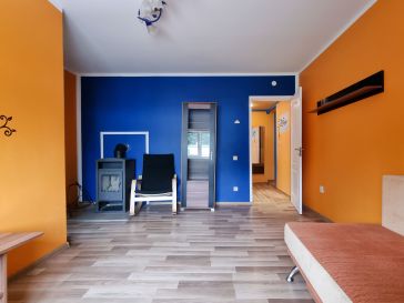 PARDUODAMAS 3 KAMBARIŲ BUTAS LIETUVININKŲ G. 27A
