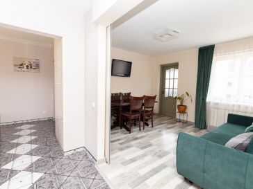 PARDUODAMAS GYVENAMASIS NAMAS ŠILUTĖJE, NIDOS G.