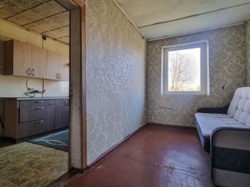 PARDUODAMAS 2KAMBARIŲ BUTAS RUSNĖS SEN. UOSTADVARIO K. 