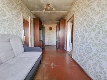 PARDUODAMAS 2KAMBARIŲ BUTAS RUSNĖS SEN. UOSTADVARIO K. 