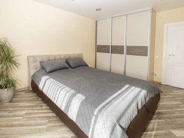 PARDUODAMAS 3 KAMBARIŲ BUTAS CINTJONIŠKIŲ G.16