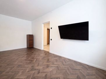 PARDUODAMAS 1 KAMBARIO BUTAS SU HOLU P. JAKŠTO G. 3, ŠILUTĖJE