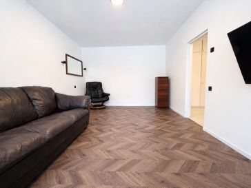 PARDUODAMAS 1 KAMBARIO BUTAS SU HOLU P. JAKŠTO G. 3, ŠILUTĖJE