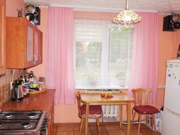 PARDUODAMAS  3-JŲ KAMBARIŲ BUTAS GRABUPIŲ K. VINGIO G.
