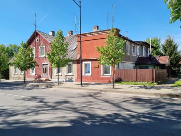 PARDUODAMAS 2 KAMBARIŲ BUTAS TILŽĖS G. 27
