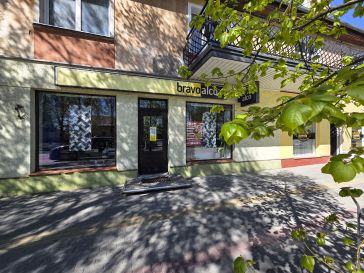 PARDUODAMOS KOMERCINĖS PATALPOS ŠILUTĖJE, TILŽĖS G. 17