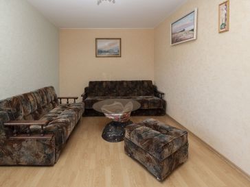 PARDUODAMAS TVARKINGAS 3 KAMBARIŲ BUTAS SAUGOSE