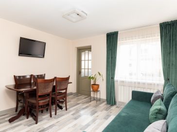 PARDUODAMAS GYVENAMASIS NAMAS ŠILUTĖJE, NIDOS G.