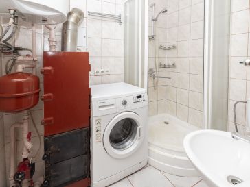 PARDUODAMAS TVARKINGAS 3 KAMBARIŲ BUTAS SAUGOSE