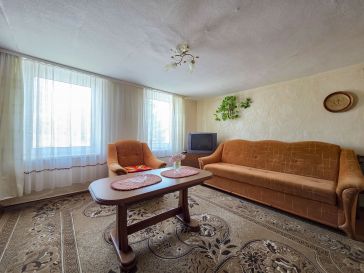 PARDUODAMAS 2 KAMBARIŲ BUTAS ANTRAME AUKŠTE RUSNĖJE, TAIKOS G. 7A