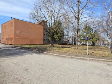 PARDUODAMA ADMINISTRACINIO PASTATO DALIS ŠILUTĖJE, TILŽĖS G. 48