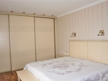 PARDUODAMA GYVENAMOJO NAMO DALIS CINTJONIŠKIŲ G. ŠILUTĖJE