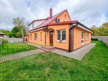 PARDUODAMA GYVENAMOJO NAMO DALIS SU 14 ARŲ ŽEMĖS SKLYPU