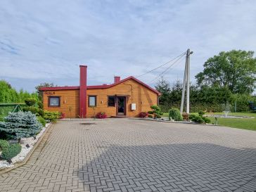 PARDUODAMAS GYVENAMAS NAMAS SU 17ARŲ ŽEMĖS SKLYPU
