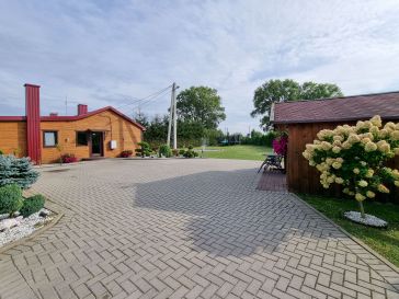 PARDUODAMAS GYVENAMAS NAMAS SU 17ARŲ ŽEMĖS SKLYPU