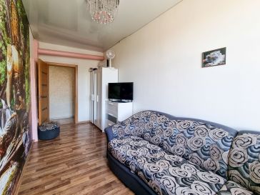 PARDUODAMAS 1 KAMBARIO BUTAS  ANTRAME AUKŠTE