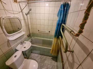 PARDUODAMAS 1 KAMBARIO BUTAS GLUOSNIŲ G. 11