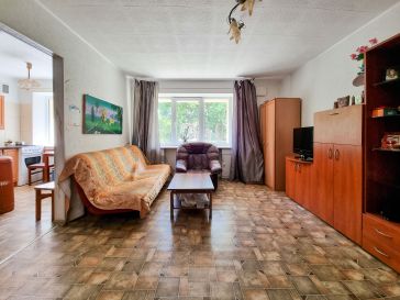 PARDUODAMAS 1 KAMBARIO BUTAS PIRMAME AUKŠTE