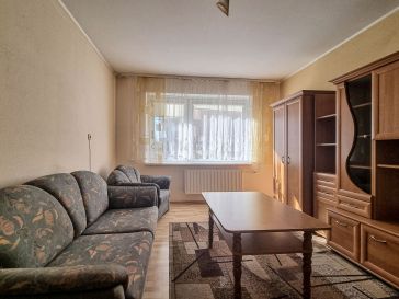 PARDUODAMAS 1 KAMBARIO BUTAS PIRMAME AUKŠTE