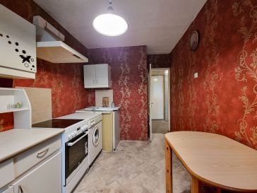 PARDUODAMAS 1 KAMBARIO BUTAS PIRMAME AUKŠTE